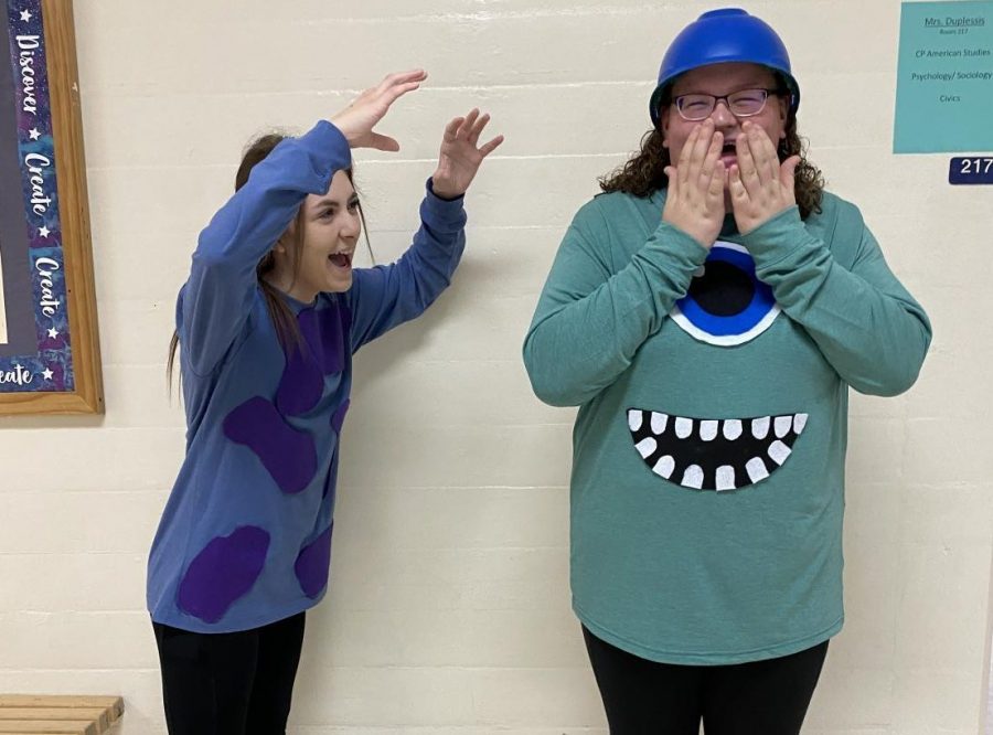 Abbie Easler ‘22 and Carly Guerrette ‘22 dressed as Sully and Mike Wazowski from Monsters Inc. 