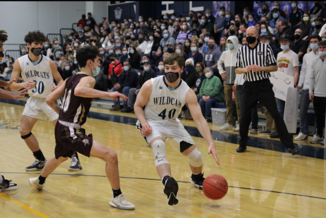 Xavier McAtee 22’ prepares for his senior year tournament during the regular season as the Wildcats defeated the Caribou Vikings on January 5.