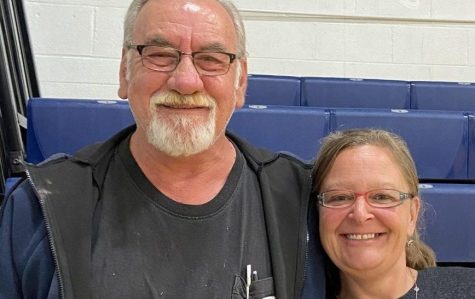 Custodians Kevin Wilcox and Julie Brown celebrate their years at PIHS. 
