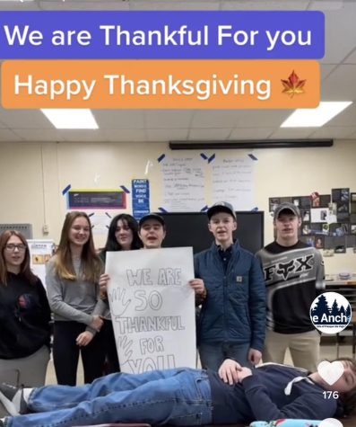 The Anchor staff poses to give thanks to a beloved PIHS student who is most recently recovering from an emergency surgery.