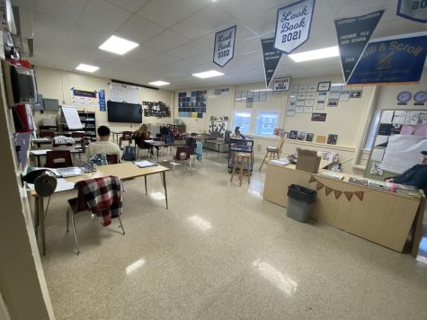 A view of the Journalism room - an example of the various classroom vibes here at PIHS.